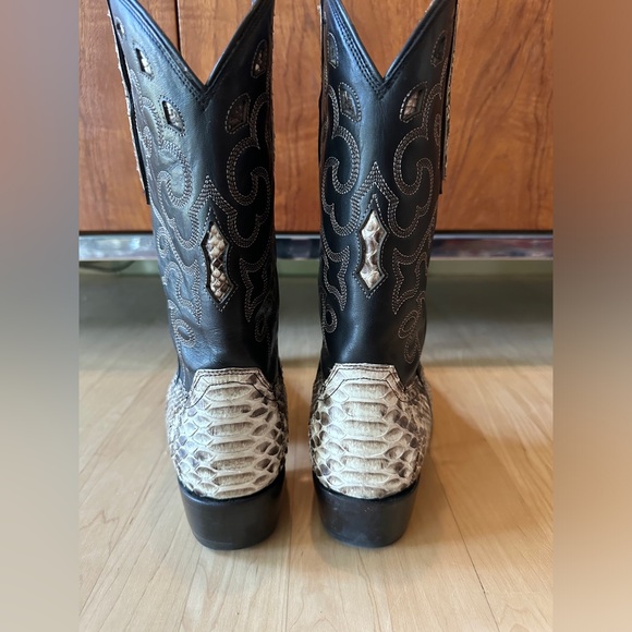 Men’s Exotic Cowboy Boots - Picture 5 of 5